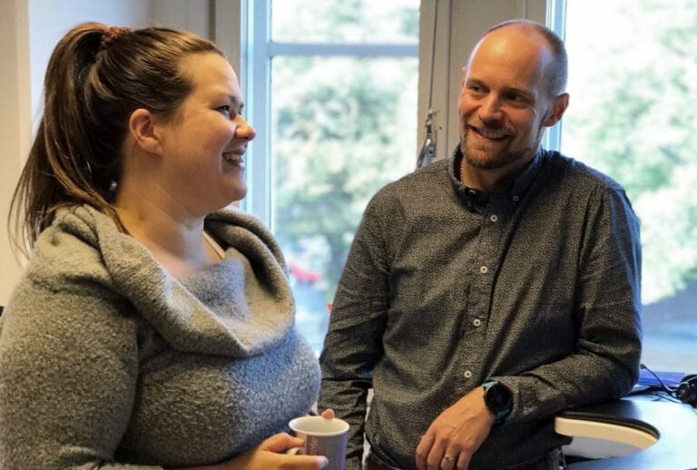 Hyvä ja tukeva työyhteisö on tärkeä osa työssä viihtymisessä ja työtyytyväisyydessä
